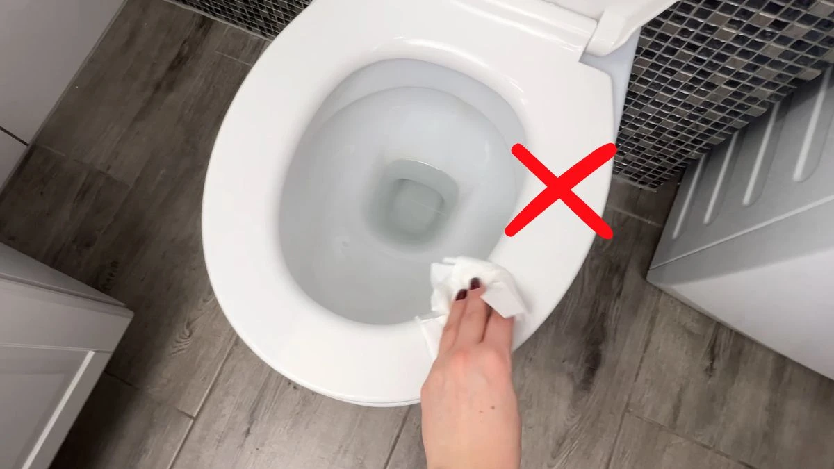 Nie przecieraj deski sedesowej papierem