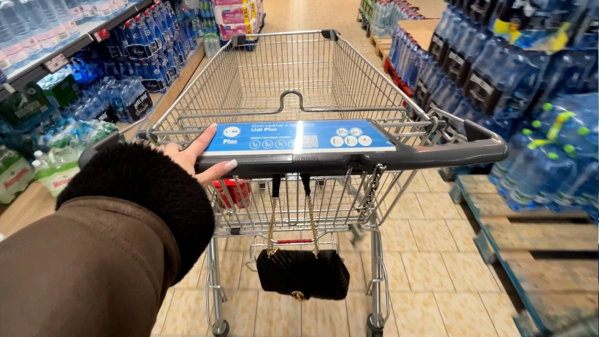 Jak supermarkety sprawiają, że kupujemy więcej?